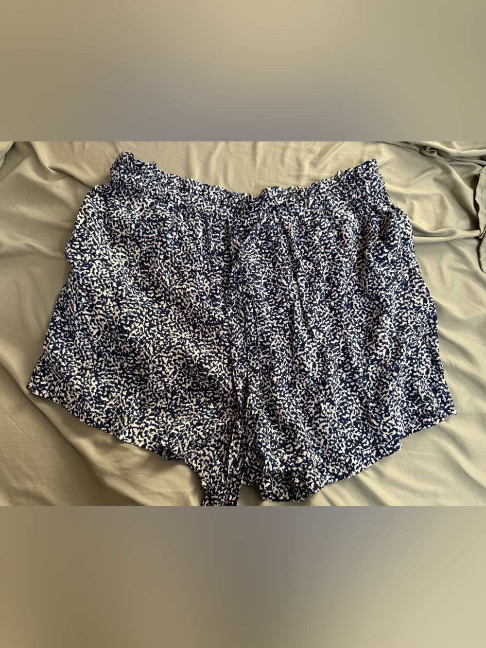 Madewell Navy and White Printed Relaxed Shorts